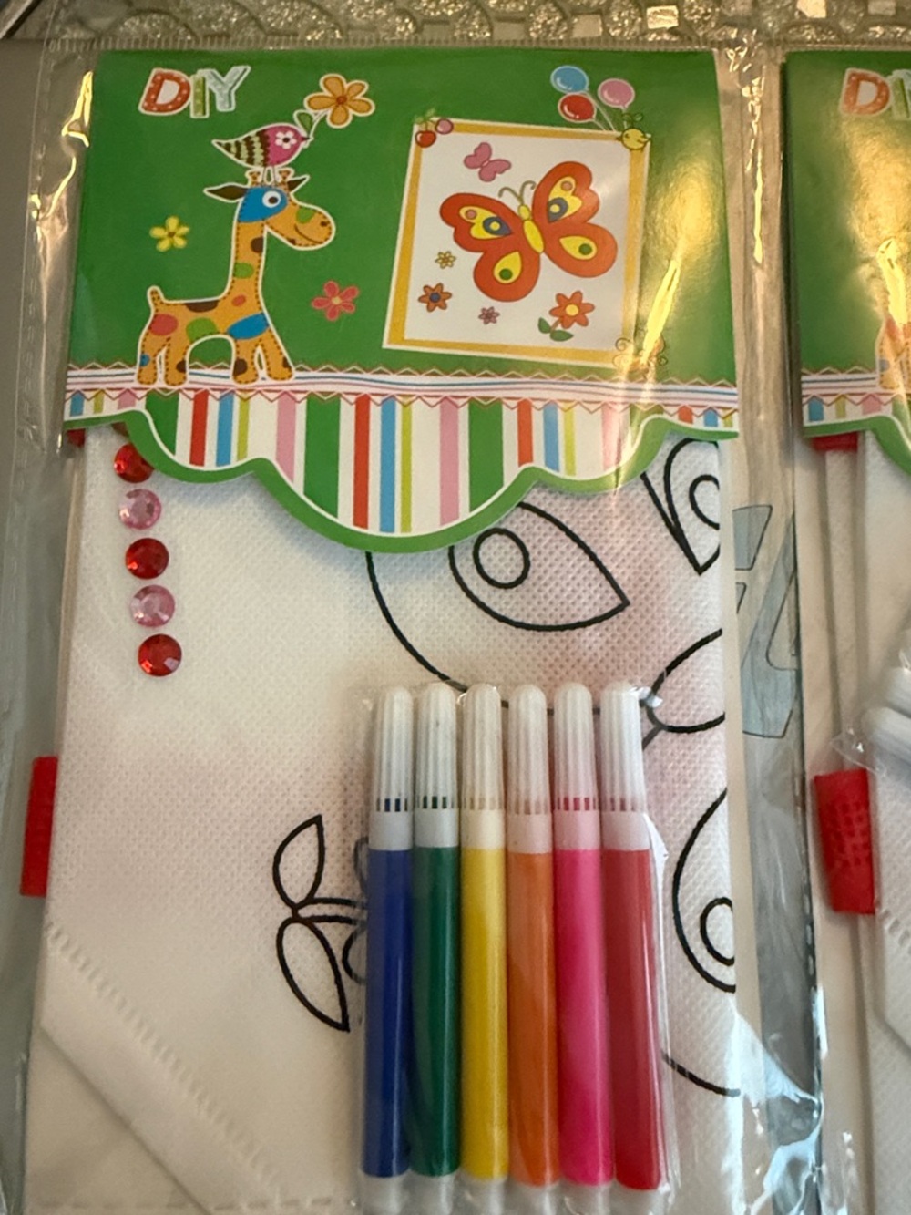 Set of 8 Coloring Bag Totes with Assorted Markers NWT